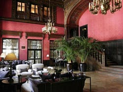 Alma Schlosshotel