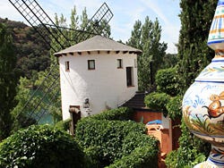 Hotel Albamanjon