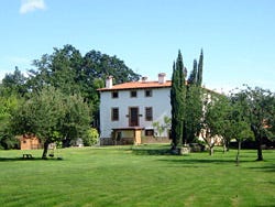 La Casona de San Pantaleón de Aras