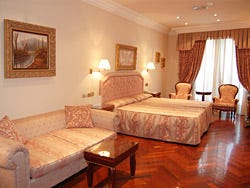 Hotel Alameda Palace