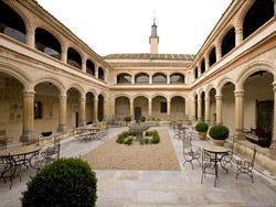 Hotel San Antonio el Real