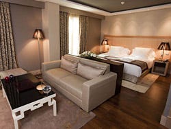 Nexus Valladolid Suites & Hotel
