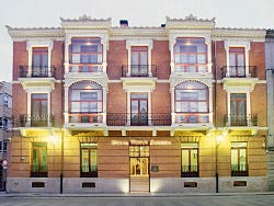 Hotel Horus Zamora