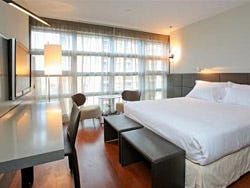 Hotel Reina Petronila