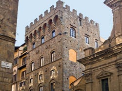 Antica Torre di Via Tornabuoni 1