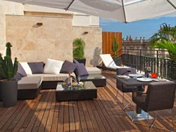 Berg Luxury Hotel
