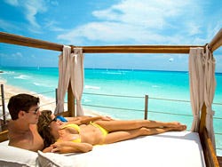 Royal Hideaway Playacar